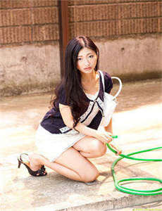 《肉香四溢(高H道具PLAY)男男-田螺艳鬼》