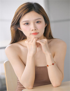 《健身教练64话再用点力SVIP-精品久久免费视频》