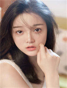 《大电影之数百亿下载-窃窃私语的女人》